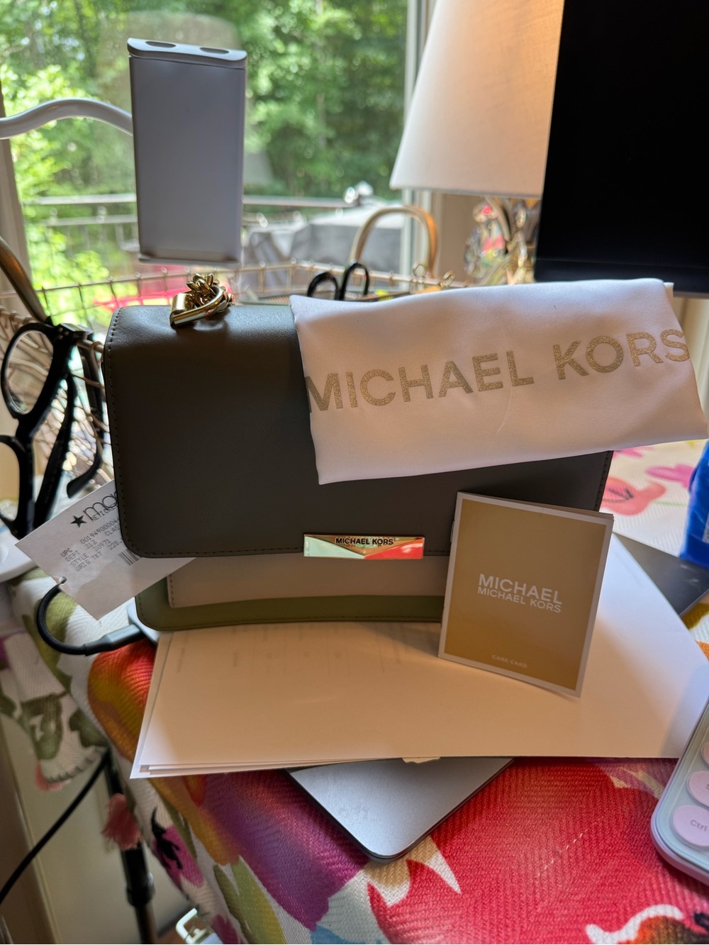MICHAEL Michael KorsTricolor Leather Shoulder Bag with Gold Chain Strap. NWT - Picture 10 of 15